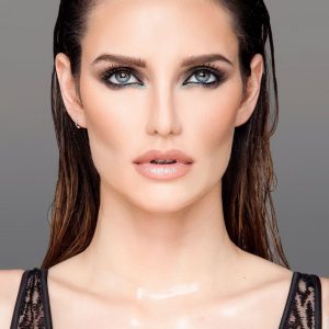 UMA ESCORT MADRID 300x300 - Threesomes