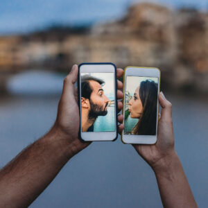 Como debe ser una relacion de pareja a distancia 300x300 - What should a long-distance relationship be like?