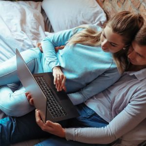 Amor y tecnologia 300x300 - Love and technology: How apps are changing the dynamics of dating