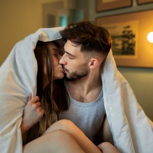 Que tipos de lubricantes usar segun la experiencia sexual que deseas tener 300x300 - What types of lubricants to use depending on the sexual experience you want to have