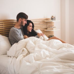 Como reconocer una experiencia sexual de calidad y que la diferencia del sexo promedio 2 300x300 - How to recognize a high-quality sexual experience and what distinguishes it from average sex